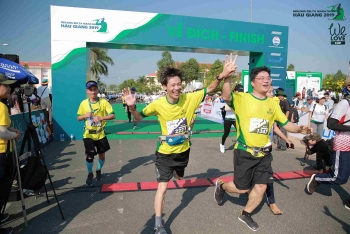 Đội chạy Đạm Cà Mau gây ấn tượng tại giải “Marathon Hậu Giang 2019”