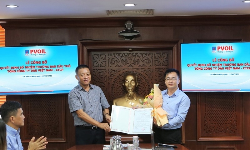 Ông Đoàn Văn Nhuộm trao Quyết định bổ nhiệm ông Nguyễn Dương Quang