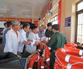 Bảo đảm an toàn các công trình dầu khí trên biển