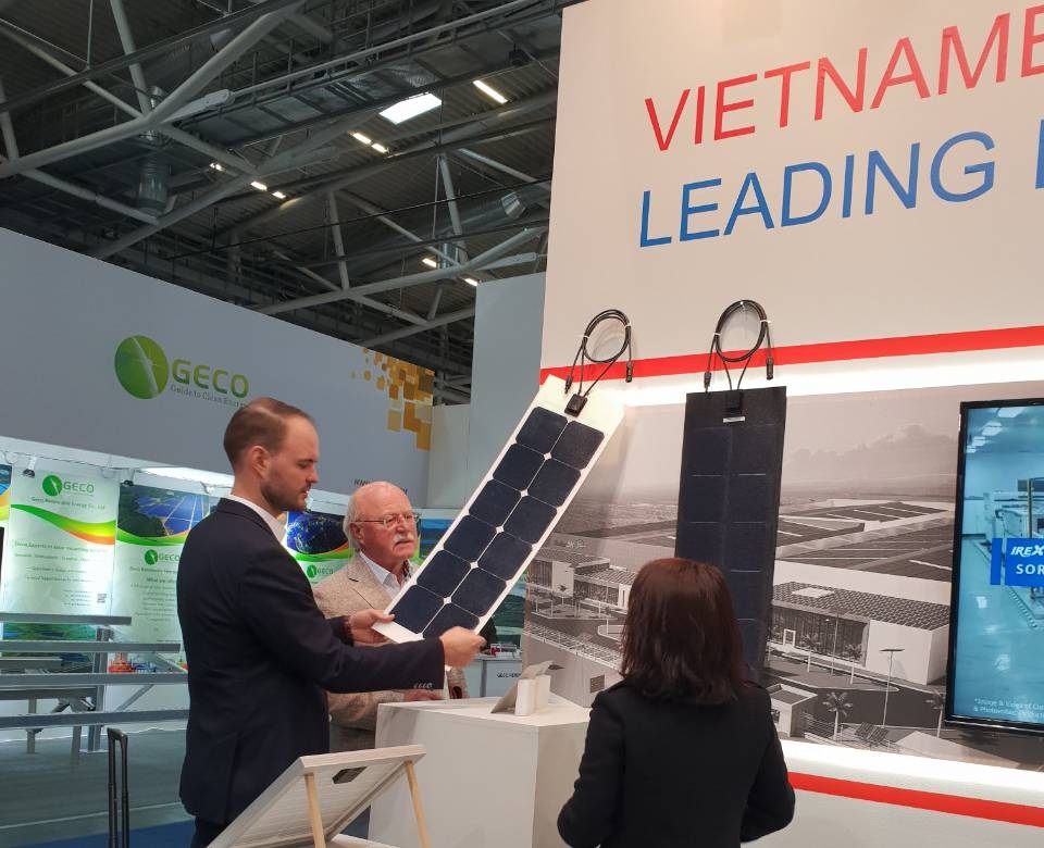 Thương hiệu pin mặt trời Việt Nam ra quốc tế