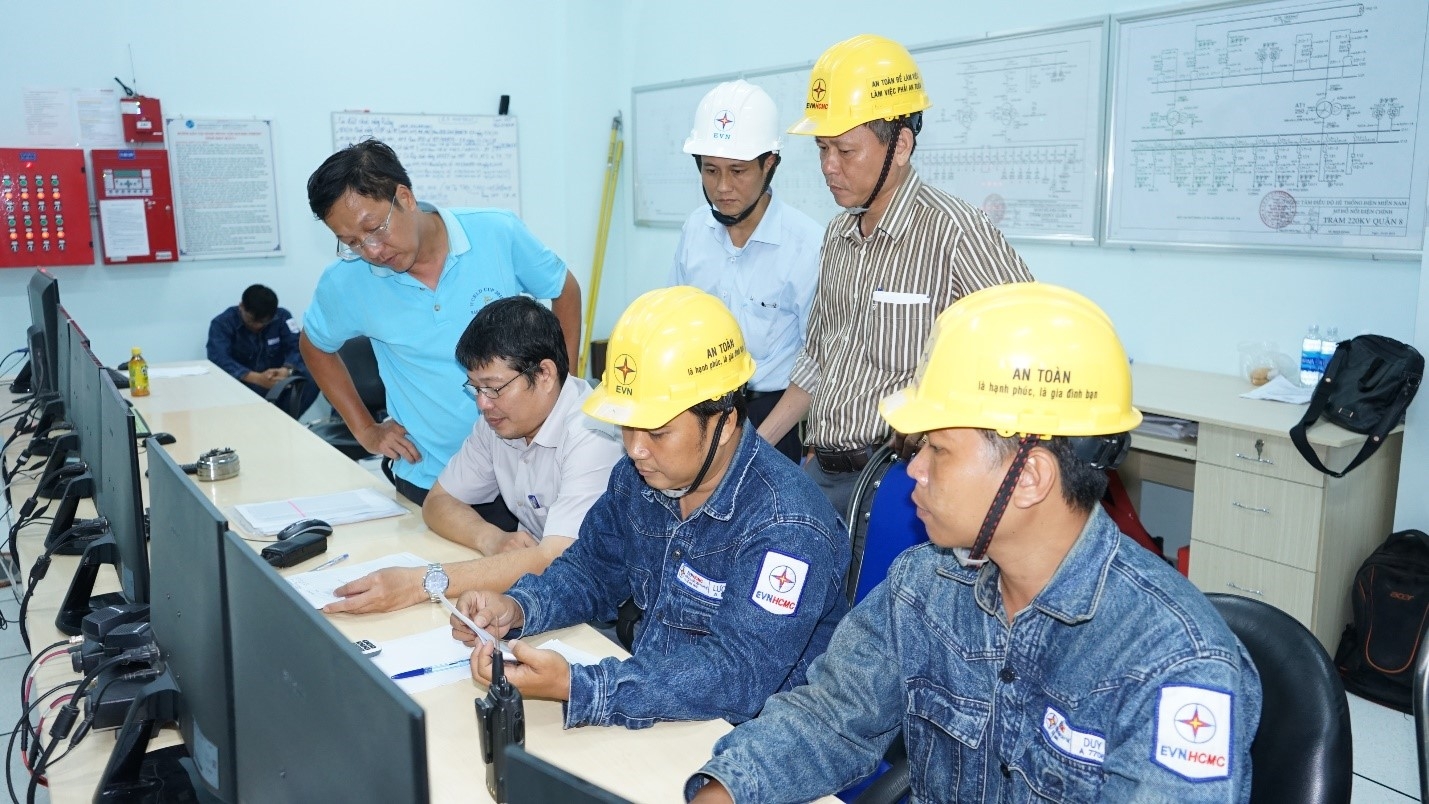 TP HCM đóng điện thành công đường dây 220kV Nam Sài Gòn – Quận 8
