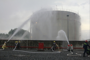 NT2: Diễn tập Phương án CC, CNCH và ứng phó sự cố tràn dầu tại Nhà máy điện Nhơn Trạch 2