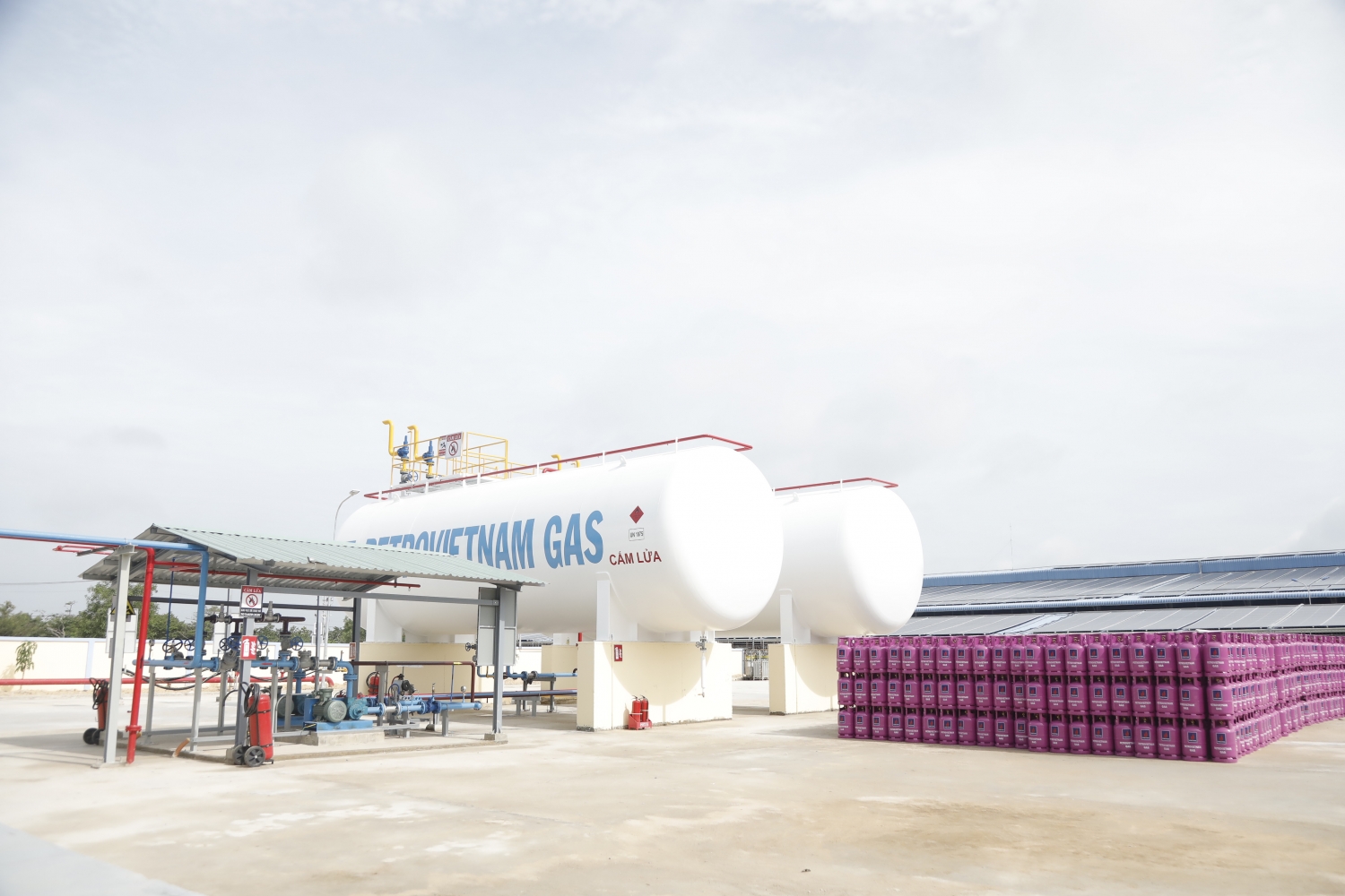 rạm chiết nạp LPG mang thương hiệu PETROVIETNAM GAS  