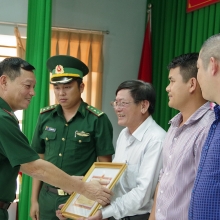 pvep tuyen truyen an ninh an toan cho cac cong trinh dau khi tren bien