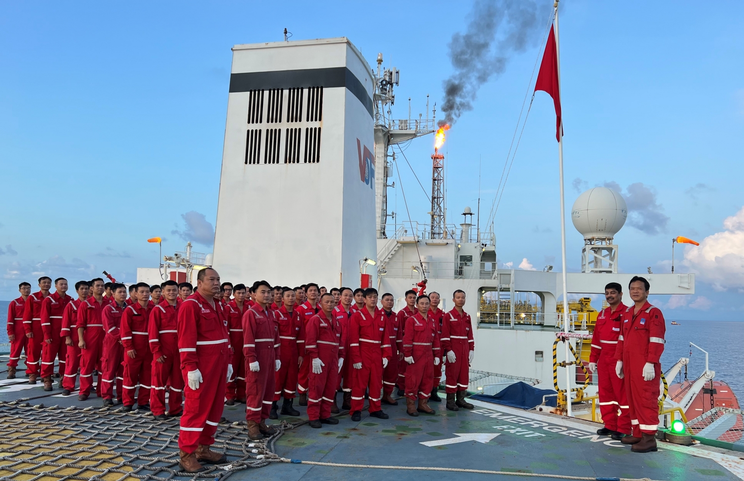 PPS tổ chức Lễ chào cờ mừng ngày Quốc khánh 2/9 trên tàu FPSO Ruby II