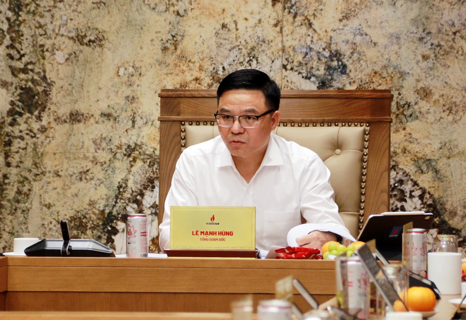 Tổng Giám đốc Petrovietnam Lê Mạnh Hùng chủ trì, kết luận hội nghị