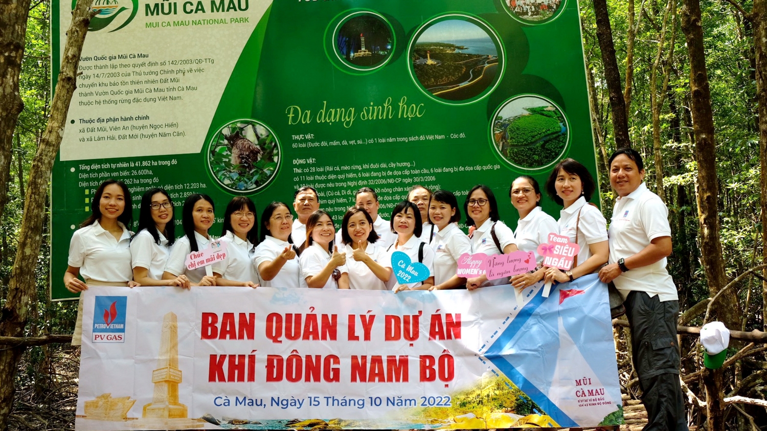 Ban Quản lý Khí Đông Nam Bộ tổ chức chuyến đi dã ngoại tập thể tại Cà Mau