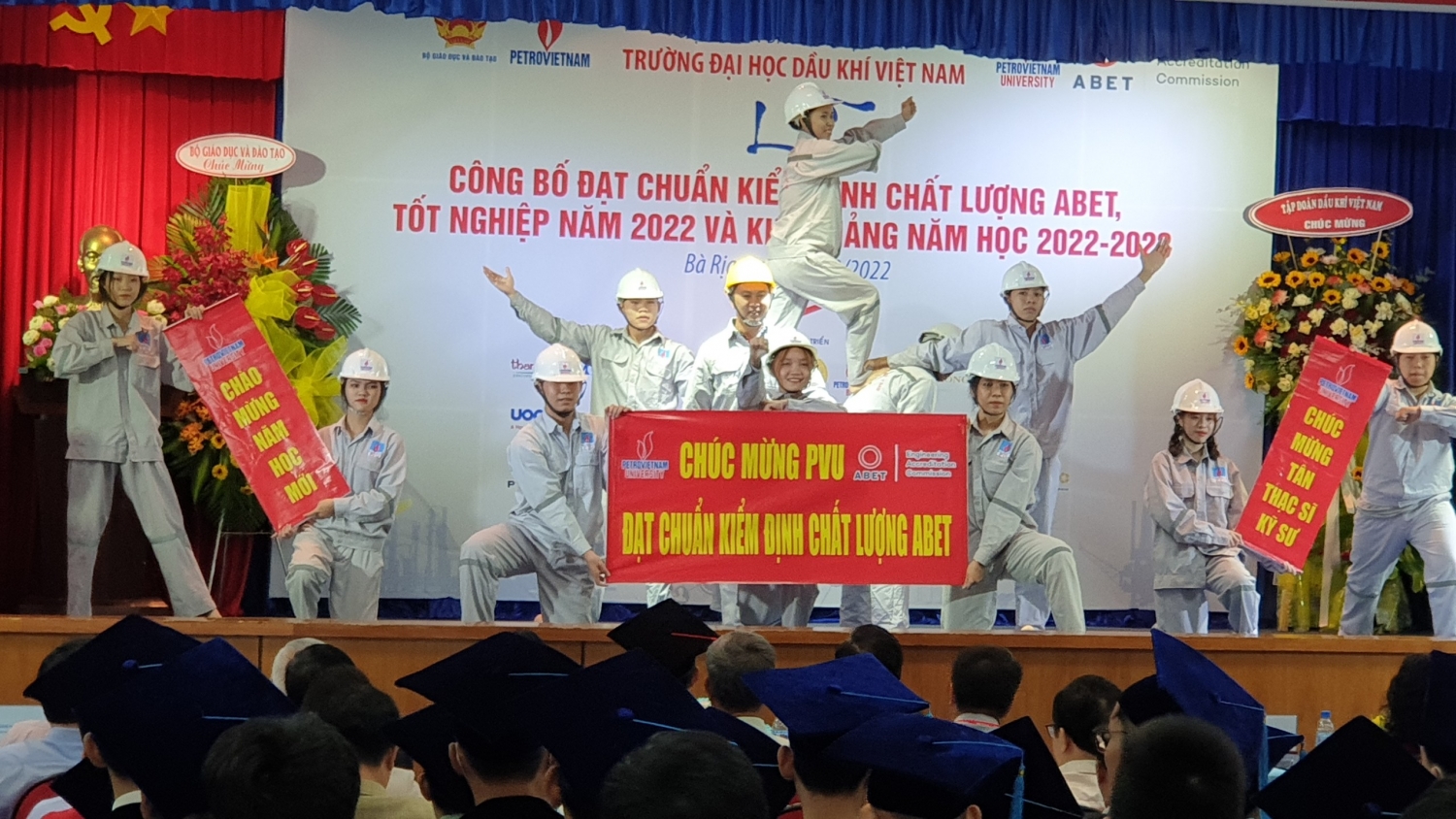 Trường Đại học Dầu khí Việt Nam công bố đạt chuẩn kiểm định chất lượng ABET