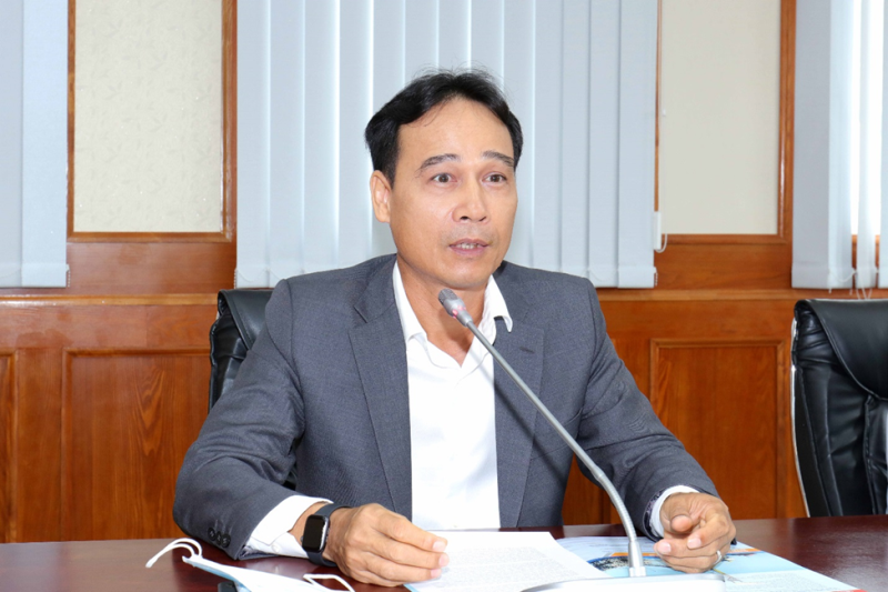 Đ/c Nguyễn Quỳnh Lâm - Tổng Giám đốc Vietsovpetro báo cáo tóm tắt tình hình sản xuất kinh doanh của Vietsovpetro trong năm 2020