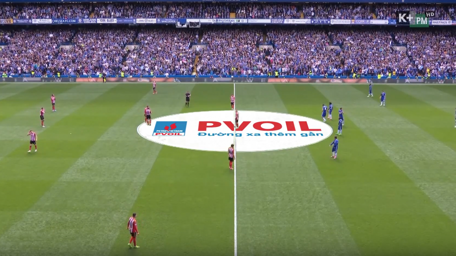Thương hiệu PVOIL được quảng bá trên kênh phát sóng Giải bóng đá ngoại hạng Anh