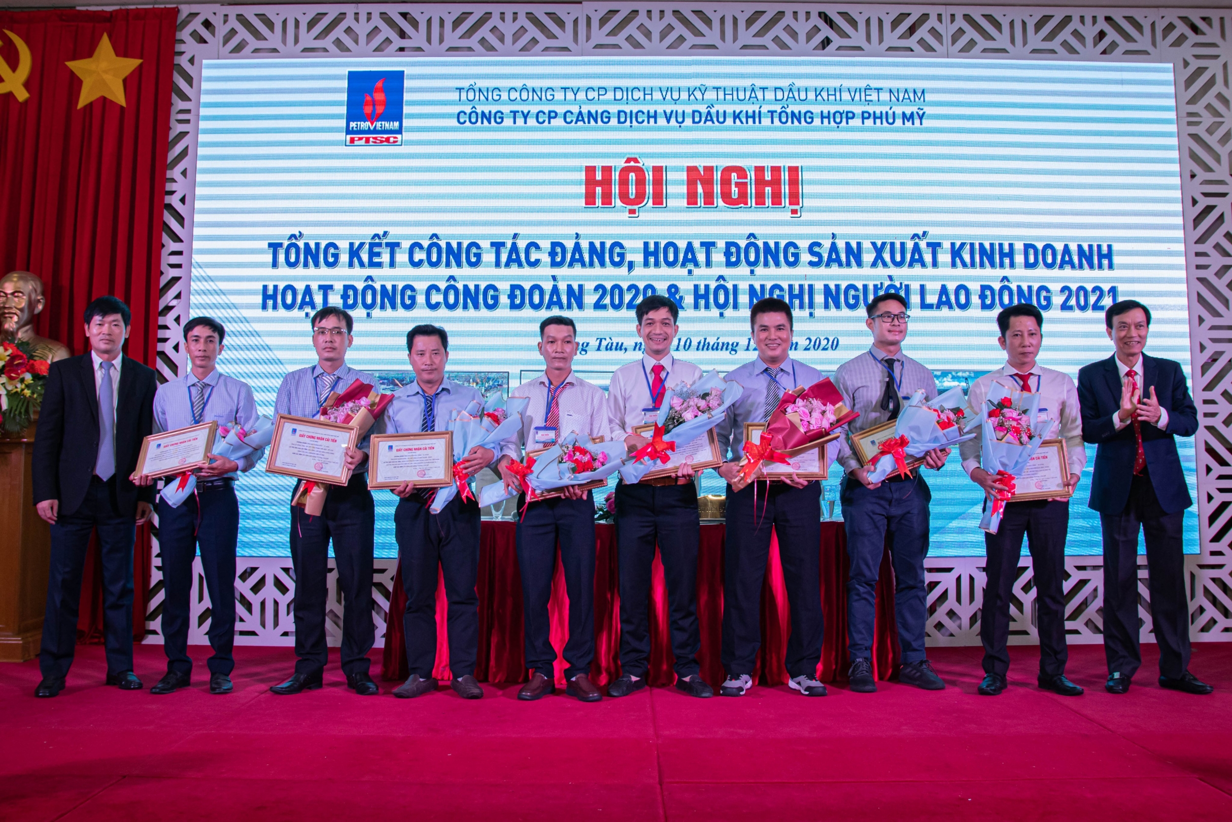 trao Giấy khen sáng kiến cải tiến