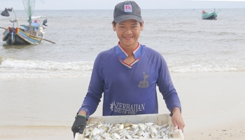 Quảng Bình: Làng biển nơi chân sóng