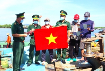 Bà Rịa Vũng Tàu: Tuyên truyền biển, đảo cho ngư dân