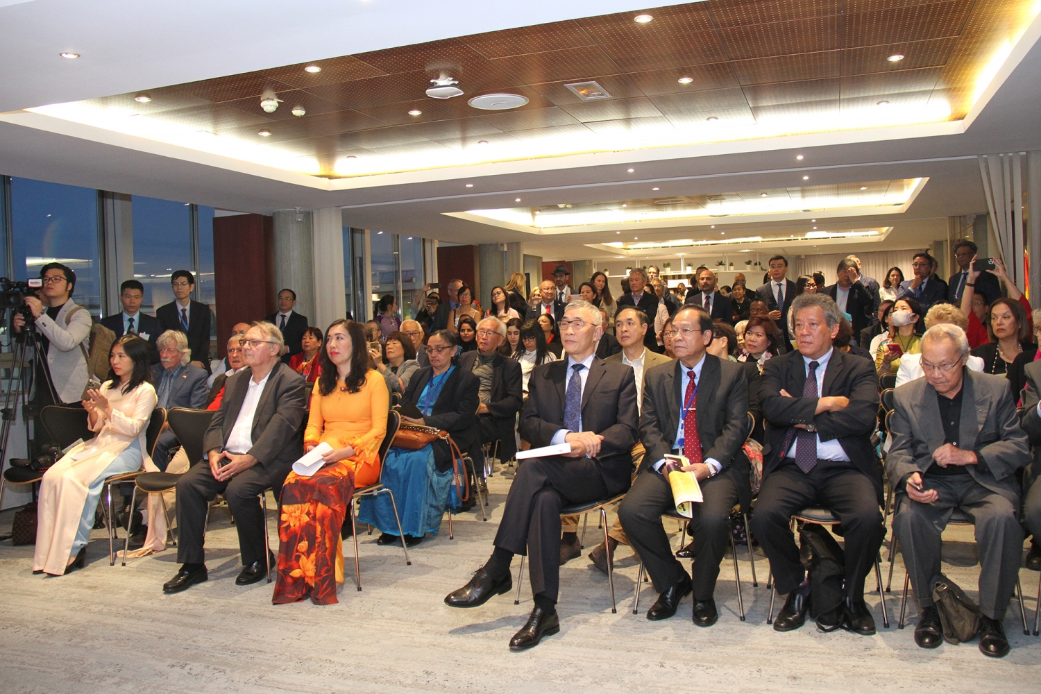Lễ kỷ niệm 35 năm tổ chức UNESCO thông qua Nghị quyết tôn vinh Chủ tịch Hồ Chí Minh