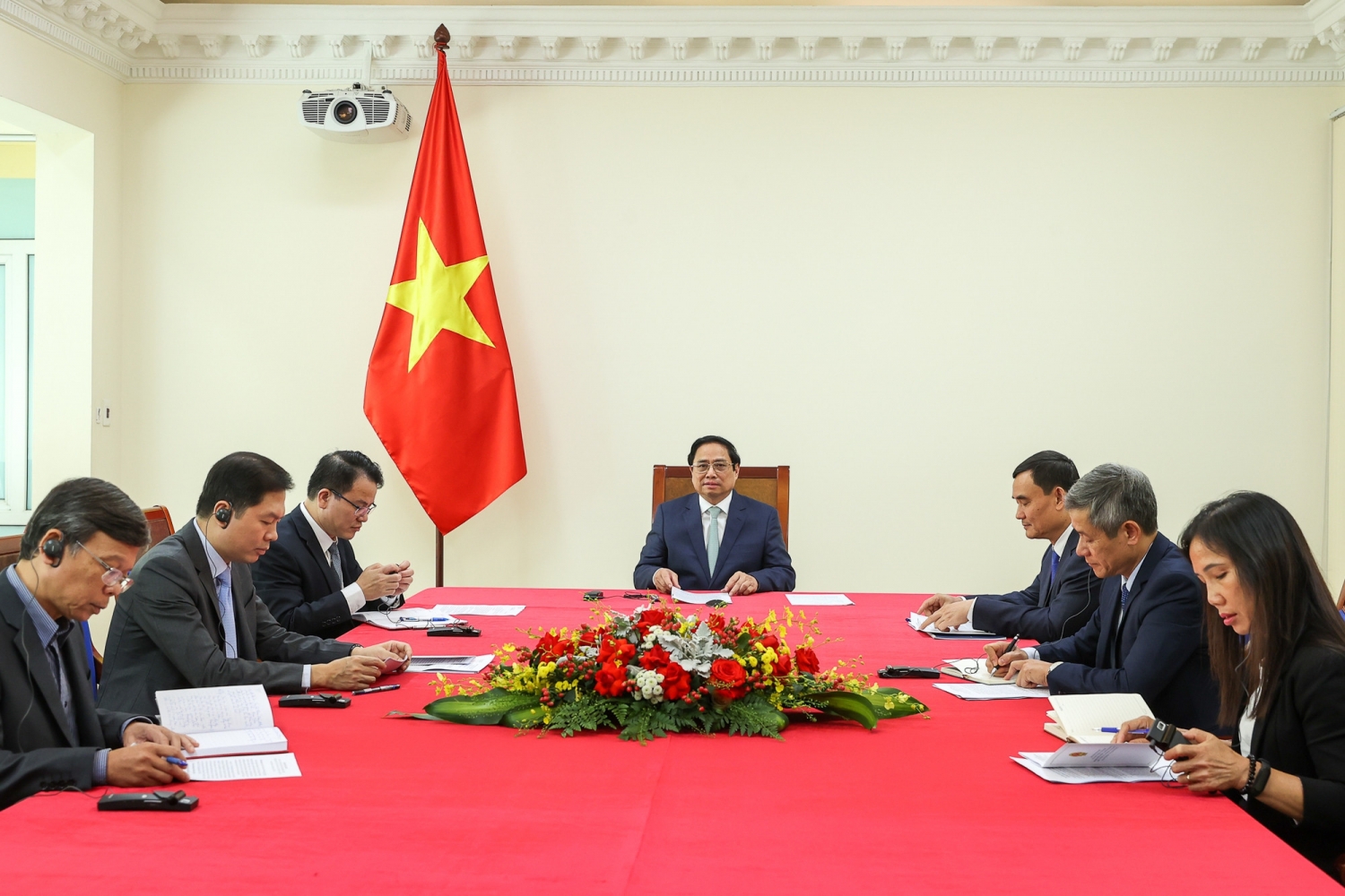 Thủ tướng Phạm Minh Chính điện đàm với Thủ tướng Australia