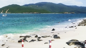 Khánh Hòa: Sẽ đầu tư tôn tạo bãi tắm Hòn Mun