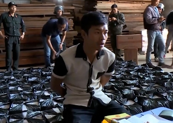 Triệt phá đường dây buôn lậu thuốc lá ngoại lớn nhất tỉnh Gia Lai