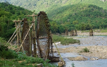 Guồng lấy nước cấy lúa ở bản người Thái