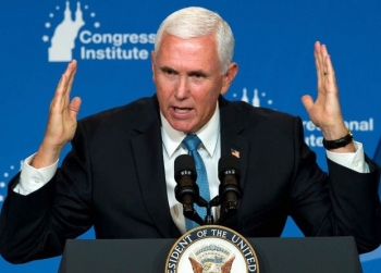 Ông Pence không loại trừ khả năng kích hoạt điều khoản phế truất ông Trump