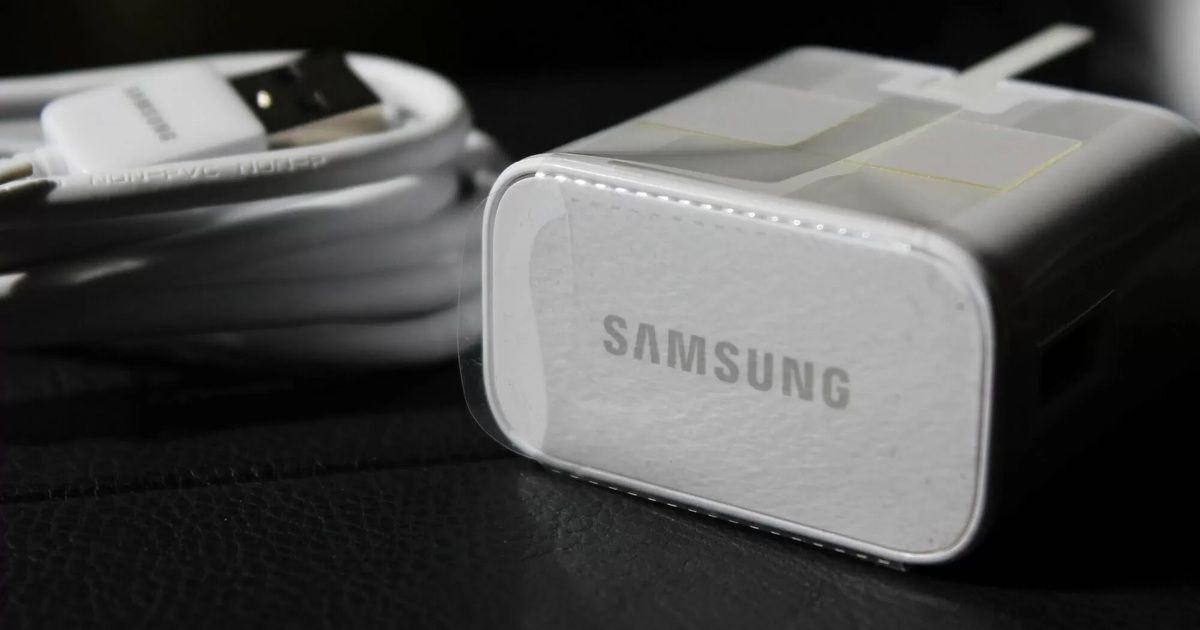 Samsung xác nhận loại bỏ sạc và tai nghe trên các mẫu smartphone tương lai