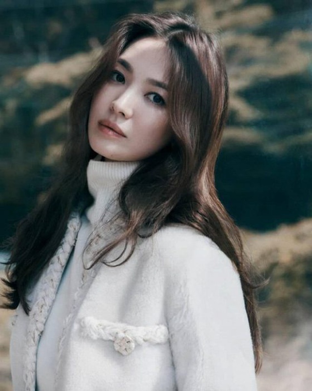 Ảnh thời nặng 70kg của Song Hye Kyo gây sốt mạng xã hội - 15