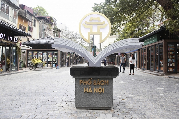 ha noi to chuc pho sach xuan