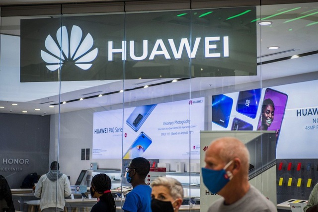 Vì sao Huawei vẫn chưa từ bỏ mảng smartphone? - 1