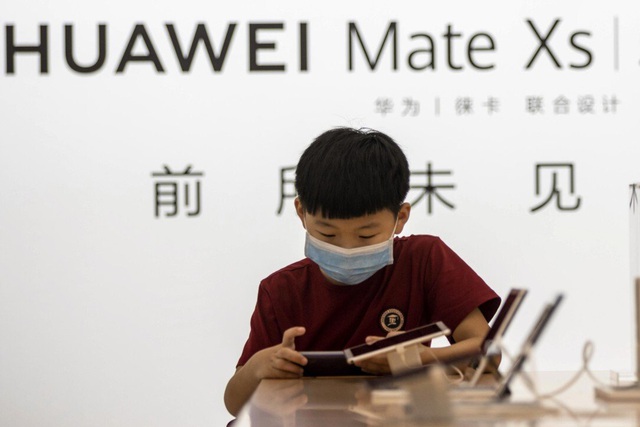 Vì sao Huawei vẫn chưa từ bỏ mảng smartphone? - 2