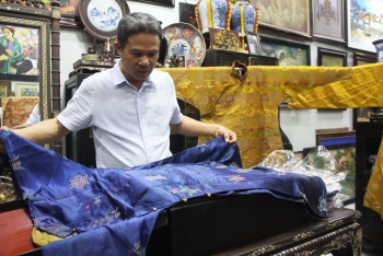 Ngắm bộ sưu tập cá nhân trang phục triều Nguyễn hiếm có tại Huế
