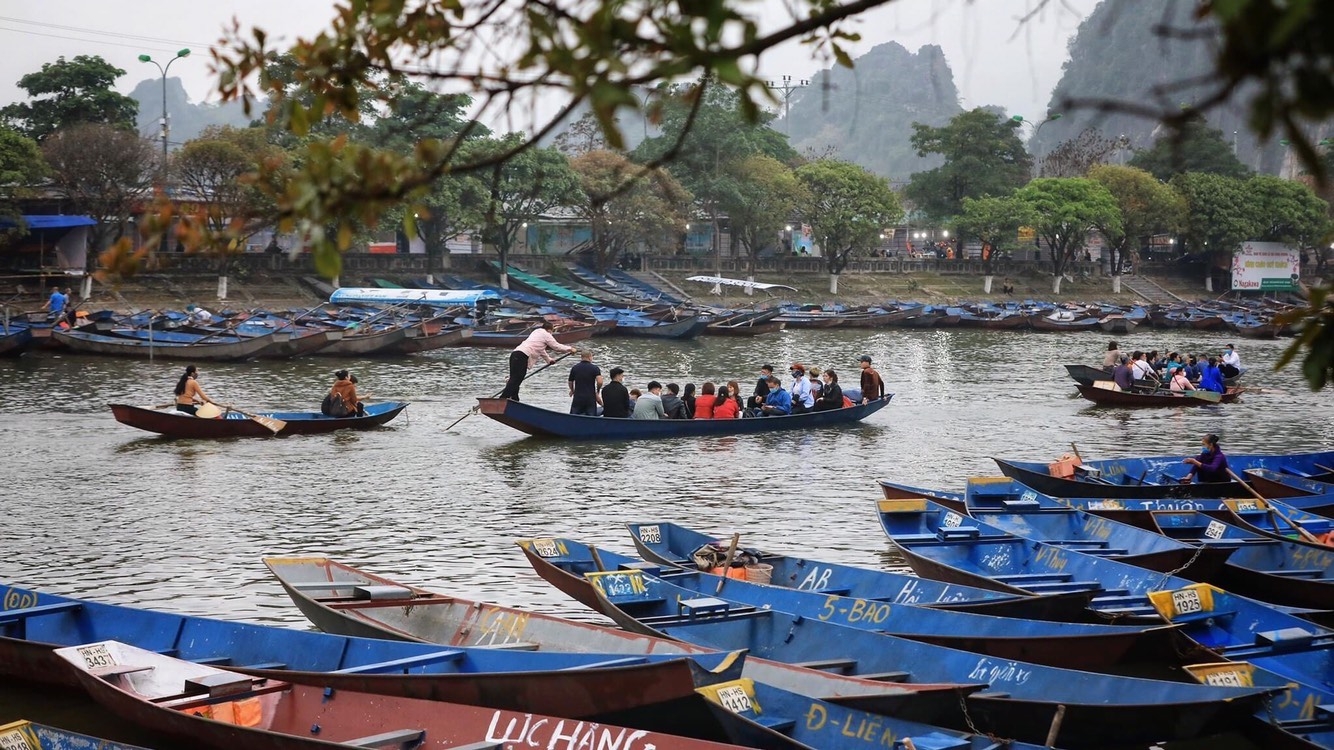 Trẩy hội chùa Hương “mùa Covid-19”