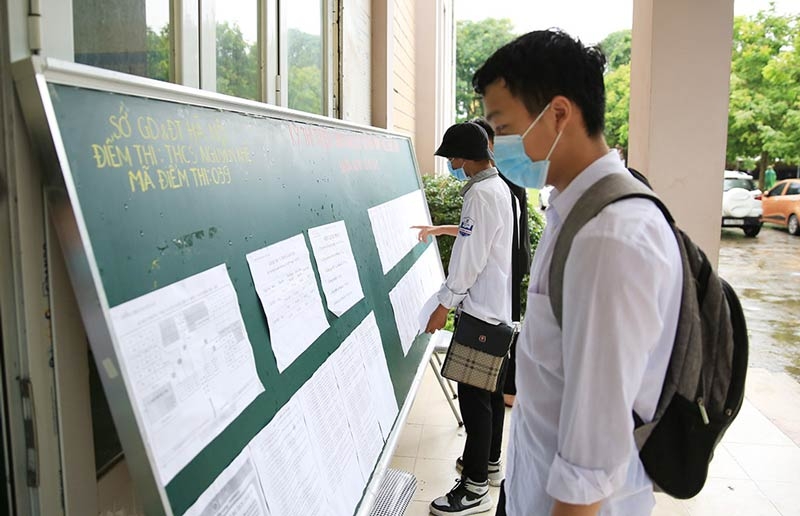 Thí sinh tham dự kỳ thi tuyển sinh vào lớp 10 trung học phổ thông công lập năm học 2021-2022 tại Hà Nội.