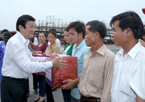 Chủ tịch nước Trương Tấn Sang: "Đảng, Nhà nước tạo điều kiện để ngư dân bám biển"