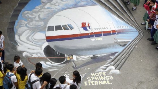 Cơ phó MH370 đã gọi điện giữa chuyến bay
