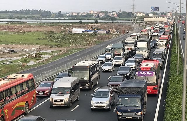 Chủ tịch Hà Nội: Nối đường 70 với cao tốc Pháp Vân - Cầu Giẽ để giảm ùn tắc