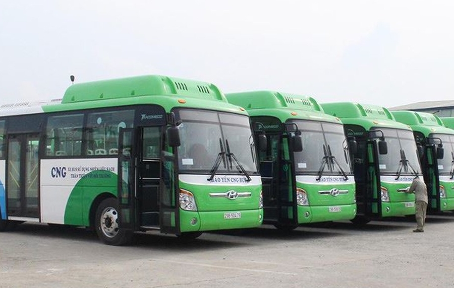 Hà Nội mở mới 4 tuyến xe buýt sử dụng nhiên liệu sạch