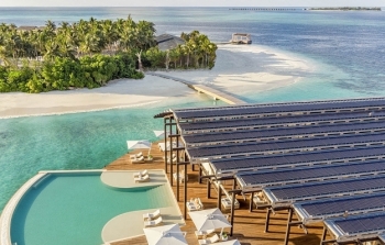 Resort năng lượng mặt trời giữa “thiên đường” Maldives