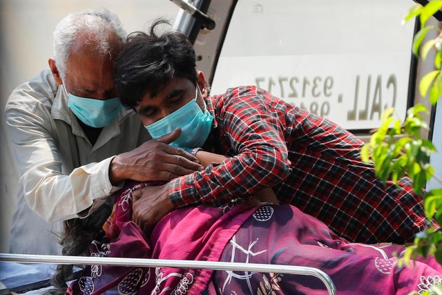 Hiện tượng nguy hiểm đánh gục nhiều bệnh nhân Covid-19 trẻ tuổi ở Ấn Độ - 1