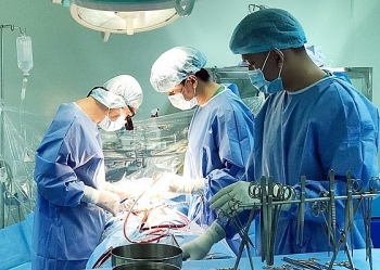 BV Chợ Rẫy chuyển giao kỹ thuật phẫu thuật tim nâng cao cho BV Cần Thơ