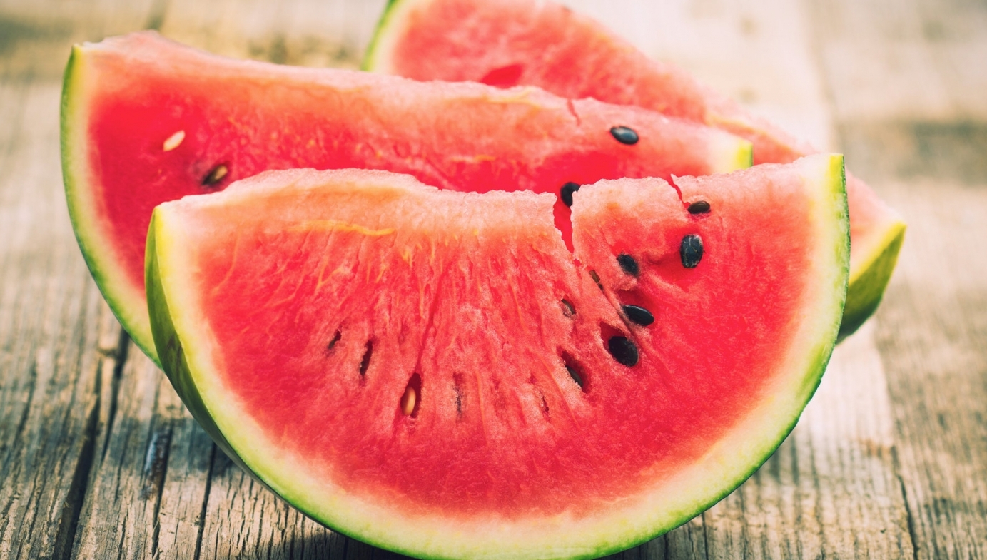 Ăn quả gì giúp chống nắng trong mùa hè?