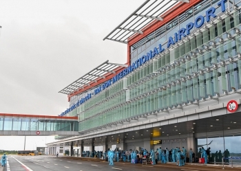 Từ 1/7, thí điểm phương án cách ly y tế mới đối với người nhập cảnh qua Sân bay Vân Đồn