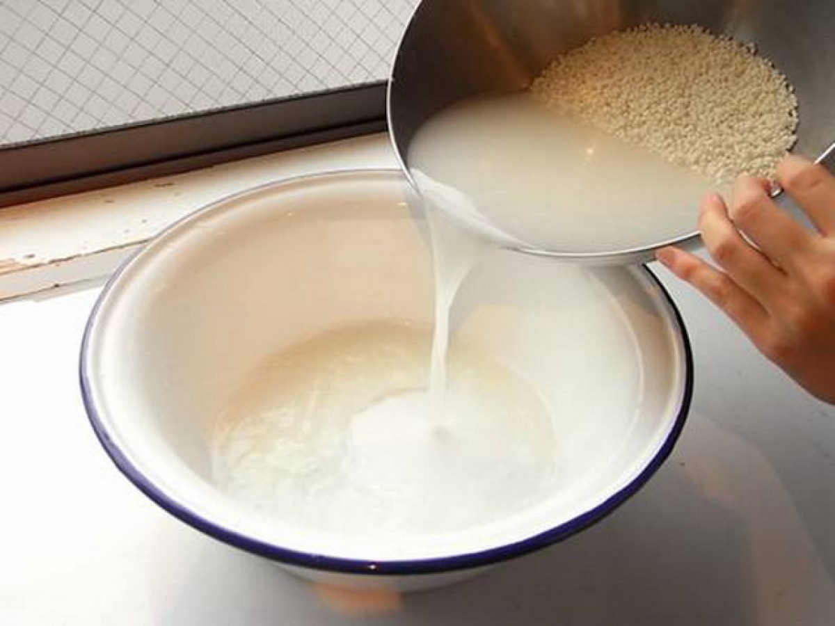 Mẹo vặt với nước vo gạo