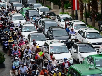 Thủ tướng yêu cầu TP HCM nghiên cứu kỹ đề xuất thu phí ôtô