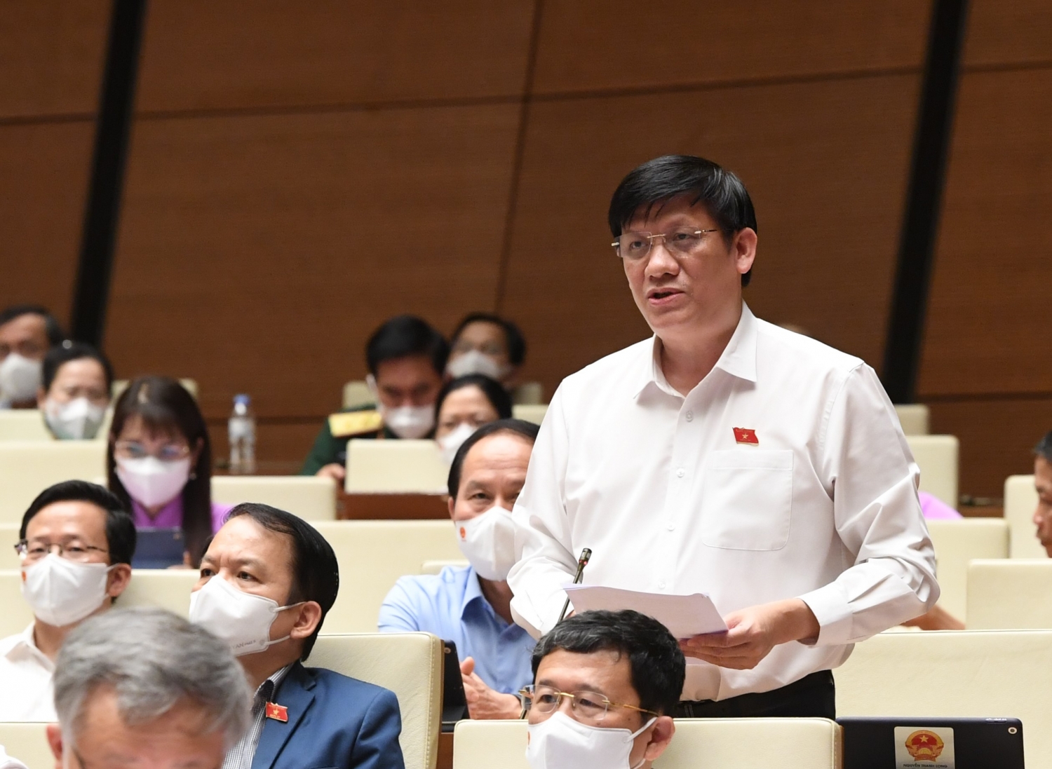 Bộ trường Bộ Y tế Nguyễn Thanh Long phát biểu tại phiên họp Quốc hội chiều 25/7.
