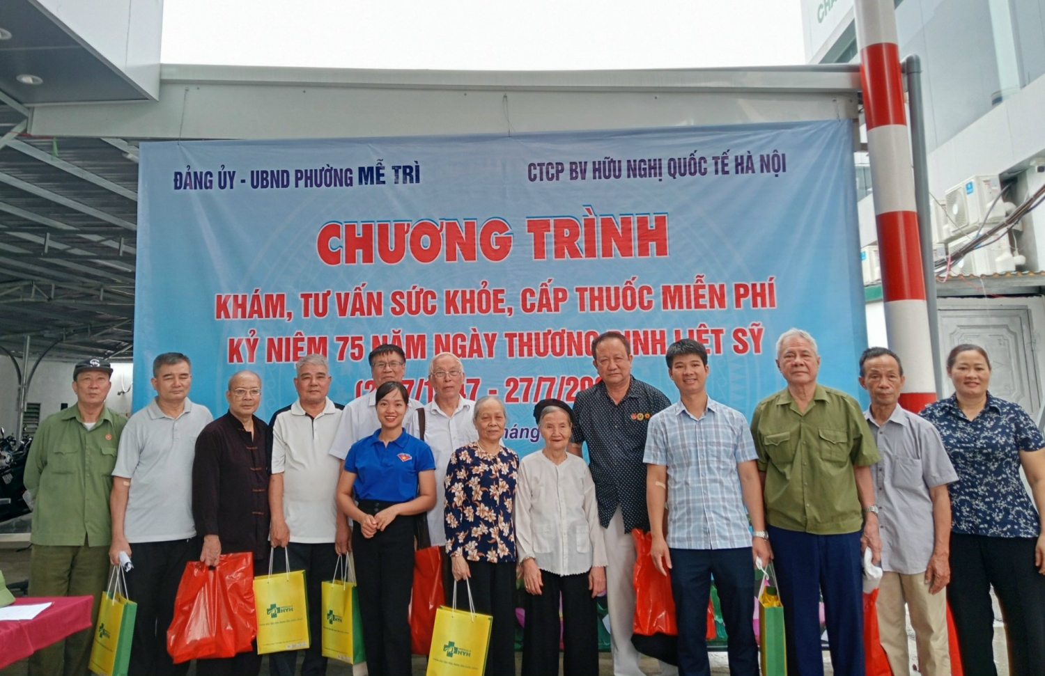 Hà Nội: Phường Mễ Trì tổ chức khám sức khỏe cho các đối tượng chính sách