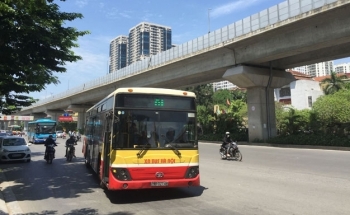 Hà Nội: Từ 15/7, xe buýt chạy 100% công suất