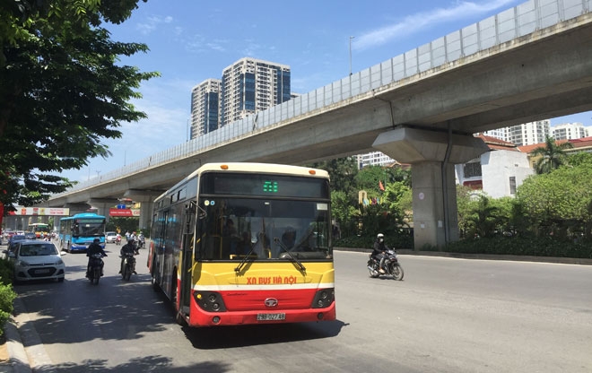 Hà Nội: Từ 15/7, xe buýt chạy 100% công suất