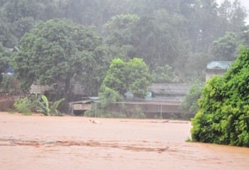 Cảnh báo lũ quét, sạt lở sau bão số 3