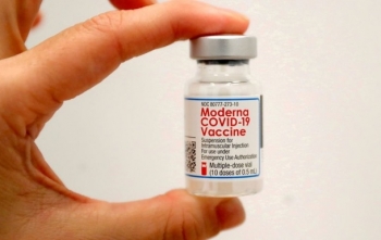 Hãng Moderna công bố hiệu quả ấn tượng của vắc xin Covid-19