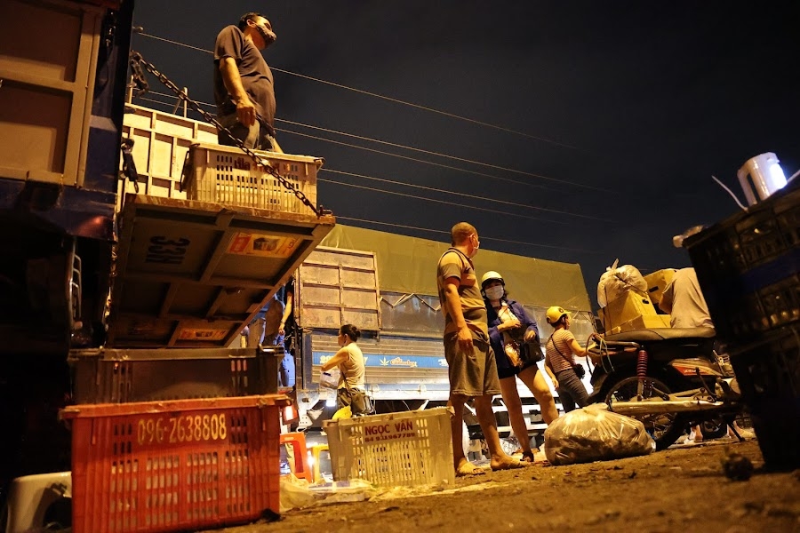 Hà Nội: Chợ đầu mối phía Nam hoạt động trở lại sau thời gian “nghỉ dịch”