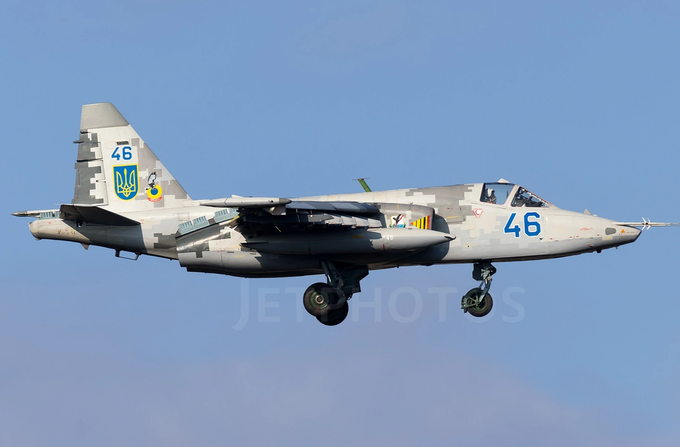 Ukraine tiết lộ quốc gia viện trợ máy bay chiến đấu và xe tăng chủ lực - 1